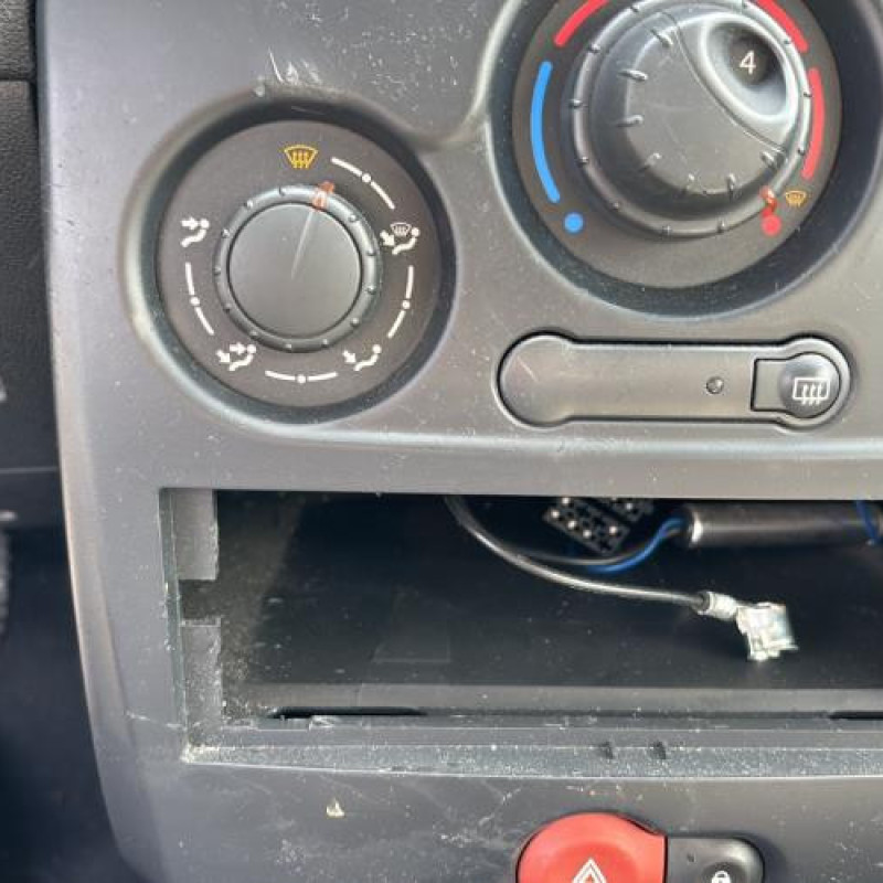 Tambour arriere gauche RENAULT CLIO 3 Photo n°8