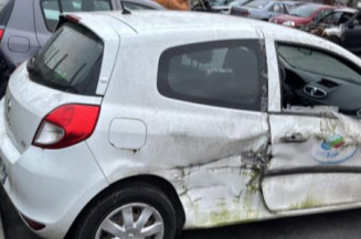 Tambour arriere droit RENAULT CLIO 3