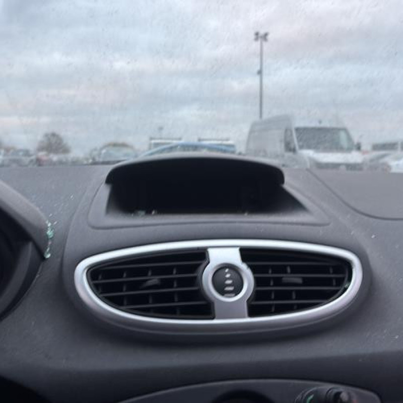 Tambour arriere droit RENAULT CLIO 3 Photo n°19