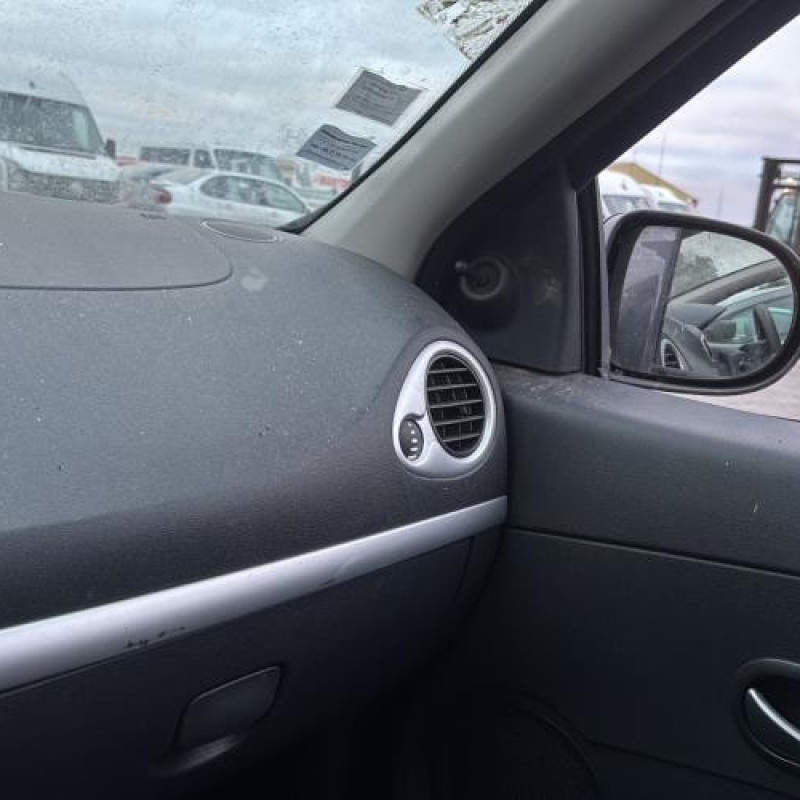 Tambour arriere droit RENAULT CLIO 3 Photo n°20