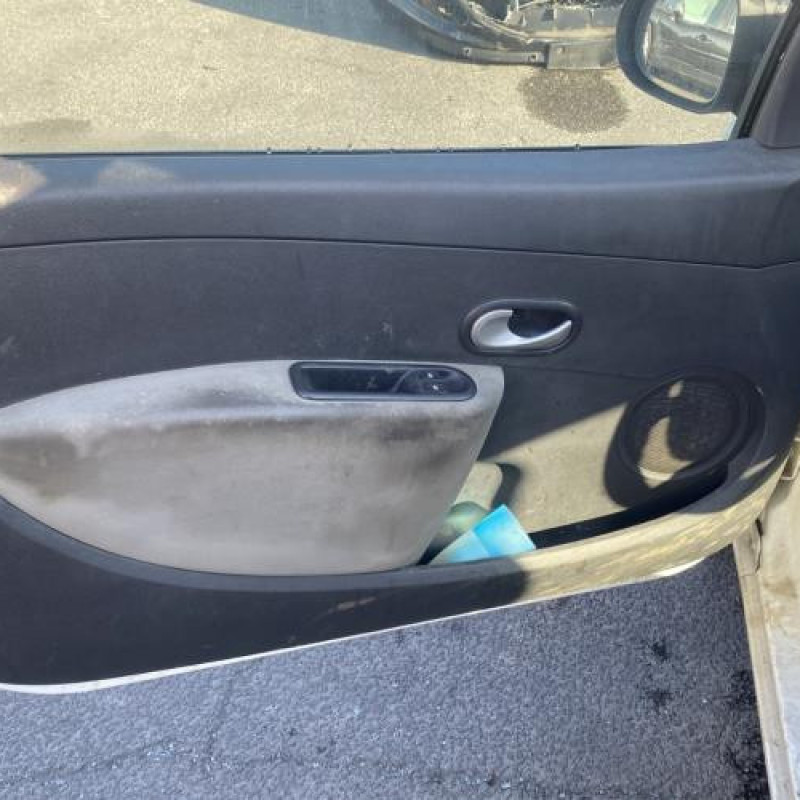 Tambour arriere gauche RENAULT CLIO 3 Photo n°9