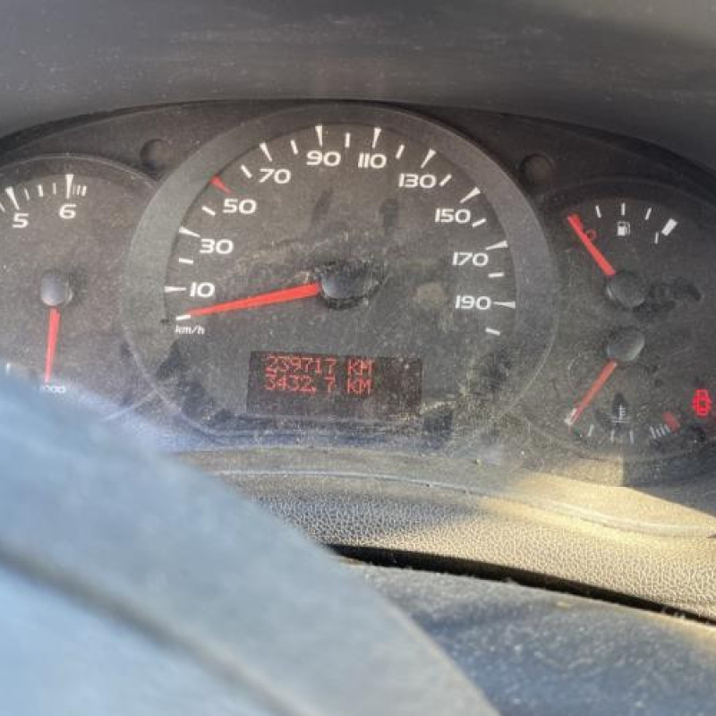 Tambour arriere gauche RENAULT CLIO 3 Photo n°18