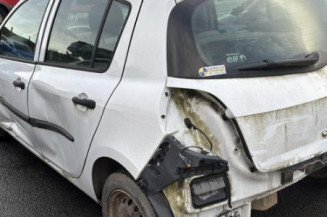 Tambour arriere droit RENAULT CLIO 3