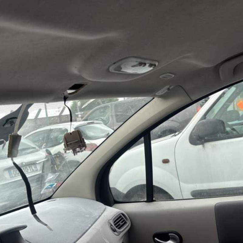 Tambour arriere droit RENAULT MODUS Photo n°13