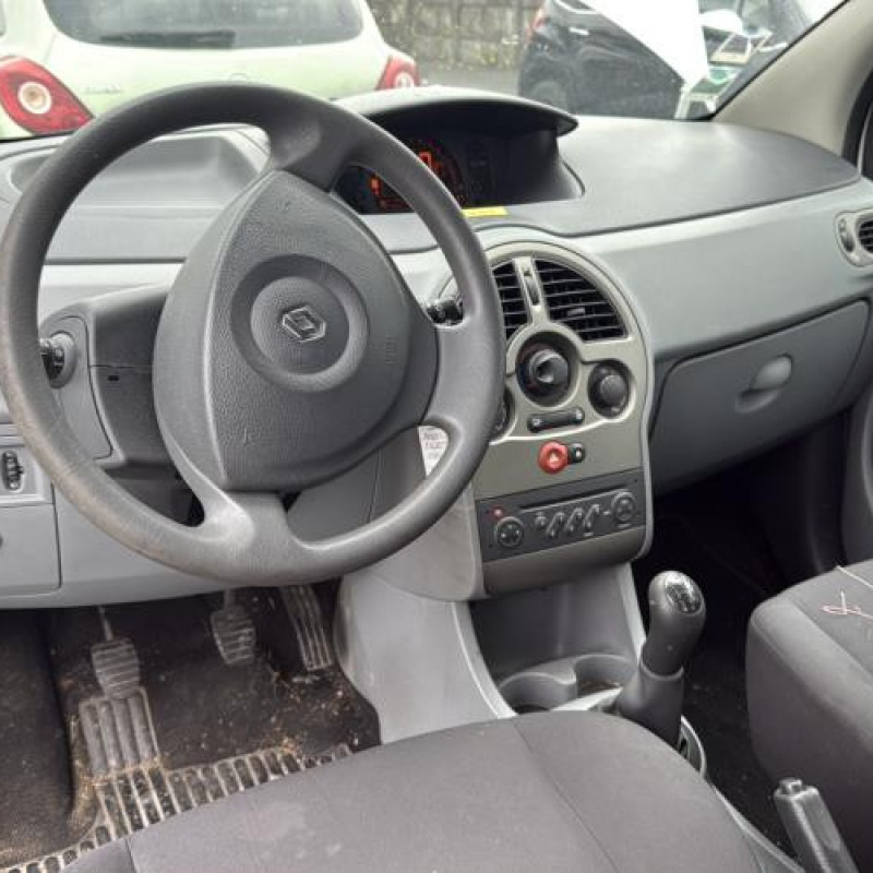 Tambour arriere droit RENAULT MODUS Photo n°13