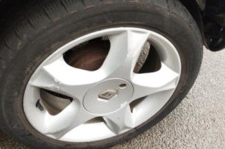 Tambour arriere droit RENAULT CLIO 3