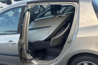 Tambour arriere droit RENAULT CLIO 3