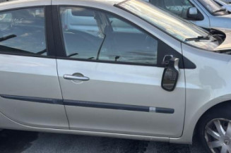 Tambour arriere droit RENAULT CLIO 3