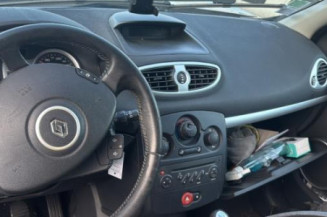 Tambour arriere droit RENAULT CLIO 3