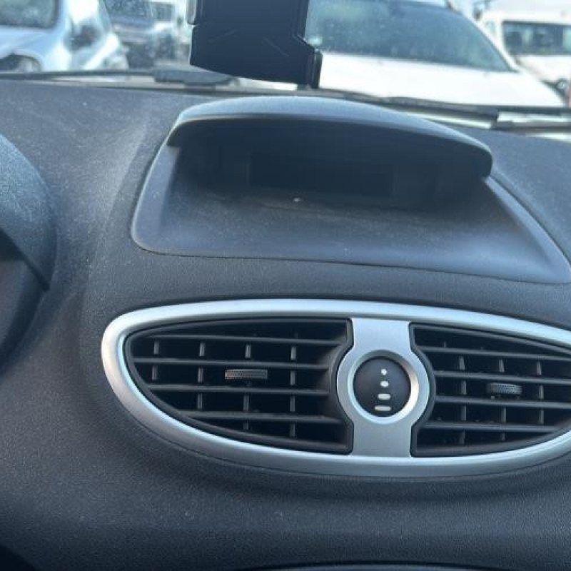 Tambour arriere droit RENAULT CLIO 3 Photo n°16