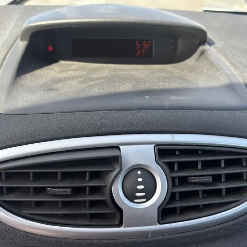 Tambour arriere droit RENAULT CLIO 3 Photo n°17