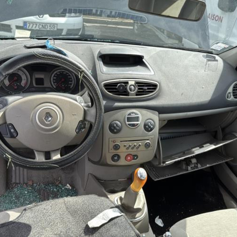 Tambour arriere droit RENAULT CLIO 3 Photo n°16