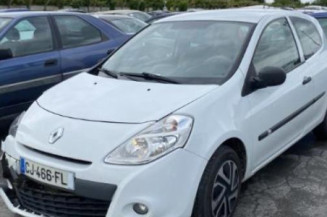 Tambour arriere droit RENAULT CLIO 3