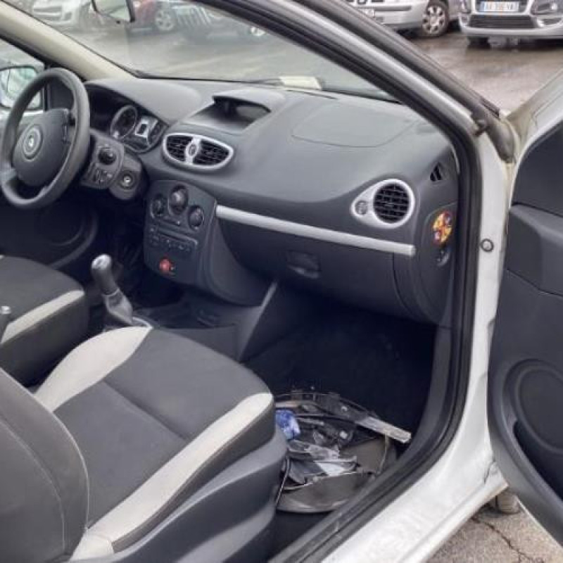 Tambour arriere gauche RENAULT CLIO 3 Photo n°4