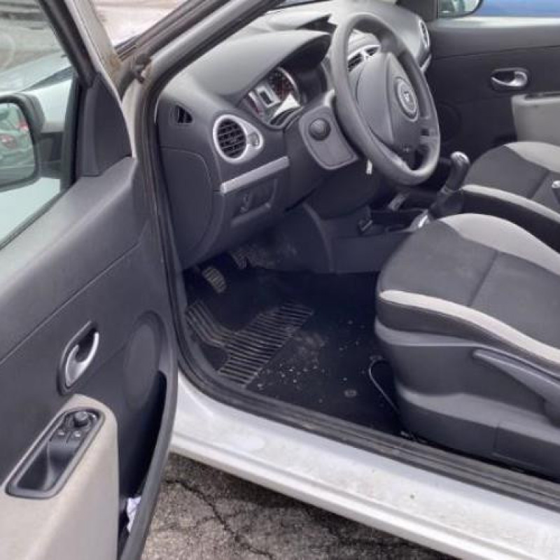 Tambour arriere gauche RENAULT CLIO 3 Photo n°6