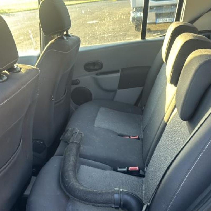 Tambour arriere droit RENAULT MODUS Photo n°19