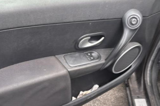 Tambour arriere droit RENAULT CLIO 3