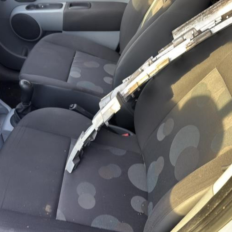 Reservoir essence RENAULT MODUS Photo n°11