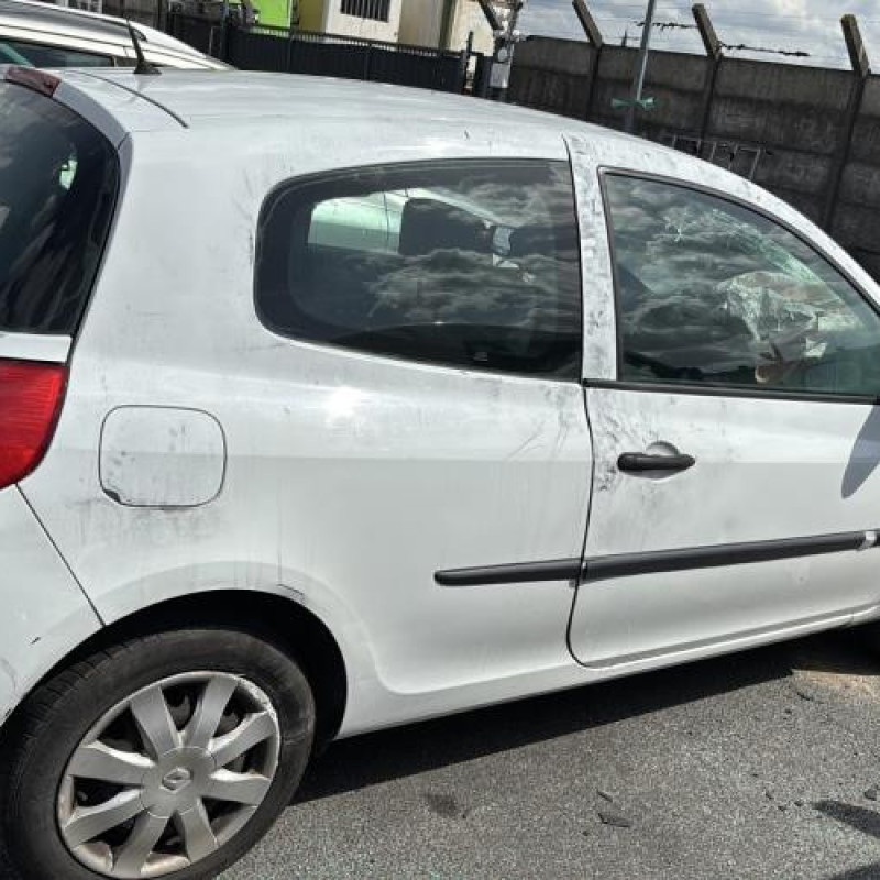 Tambour arriere droit RENAULT CLIO 3 Photo n°6