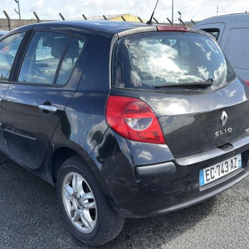Tambour arriere gauche RENAULT CLIO 3 Photo n°4