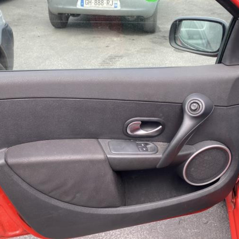 Tambour arriere droit RENAULT CLIO 3 Photo n°9