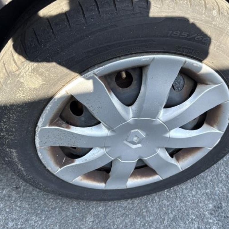 Tambour arriere droit RENAULT CLIO 3 Photo n°19