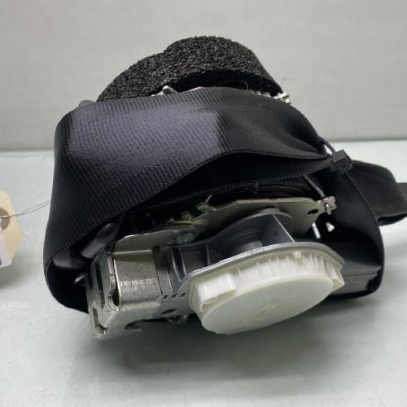 Pretensionneur de ceinture avant gauche FORD FIESTA 6 Photo n°1