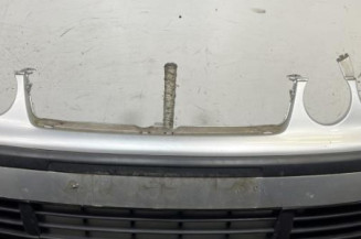 Pare choc avant VOLKSWAGEN POLO 4 Photo n°1