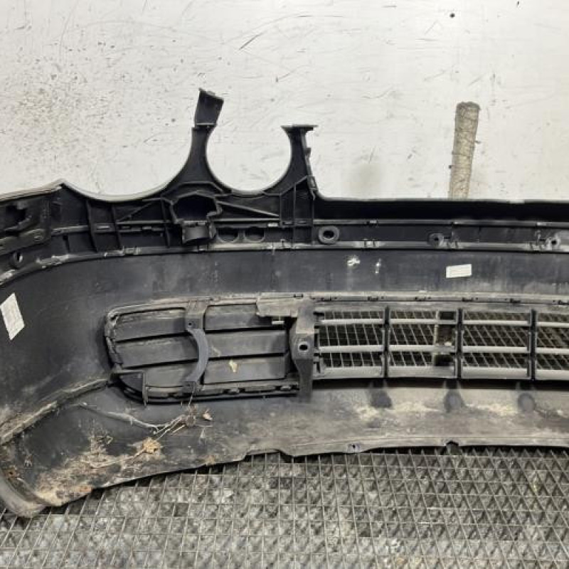 Pare choc avant VOLKSWAGEN POLO 4 Photo n°6