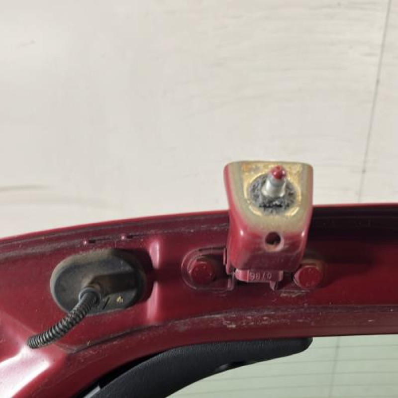 Malle/Hayon arriere PEUGEOT 208 1 Photo n°6