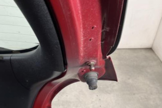 Malle/Hayon arriere PEUGEOT 208 1