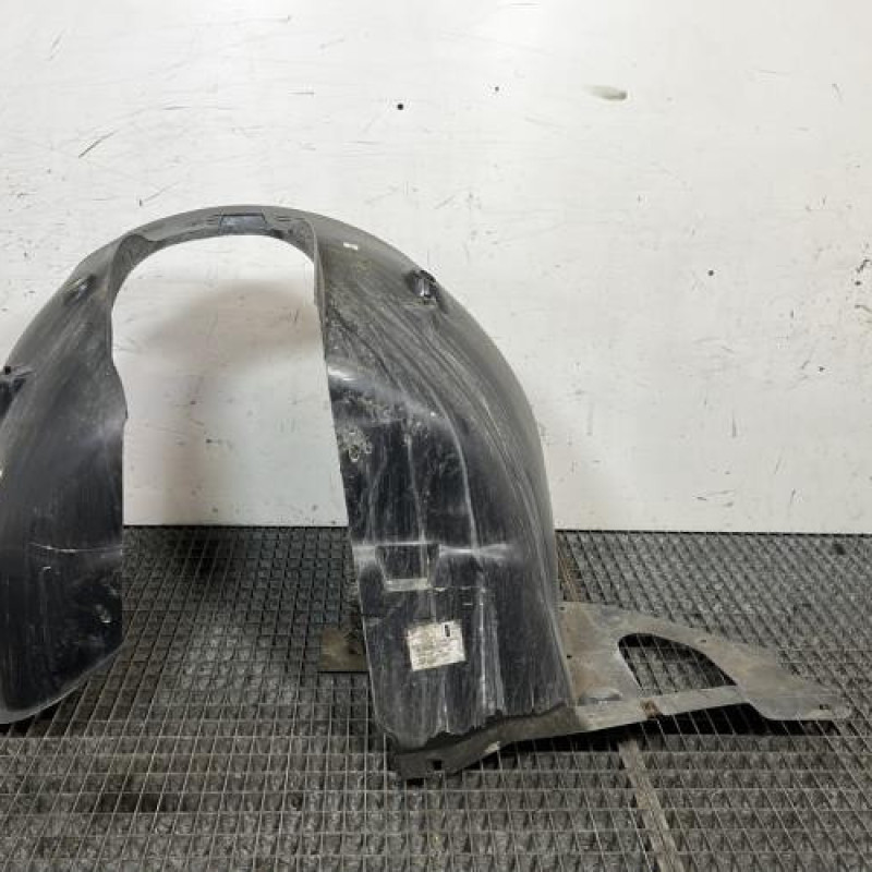 Pare boue avant gauche PEUGEOT 208 1 Photo n°2