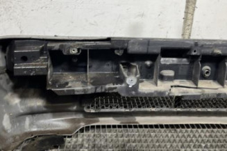 Pare choc arriere PEUGEOT 106