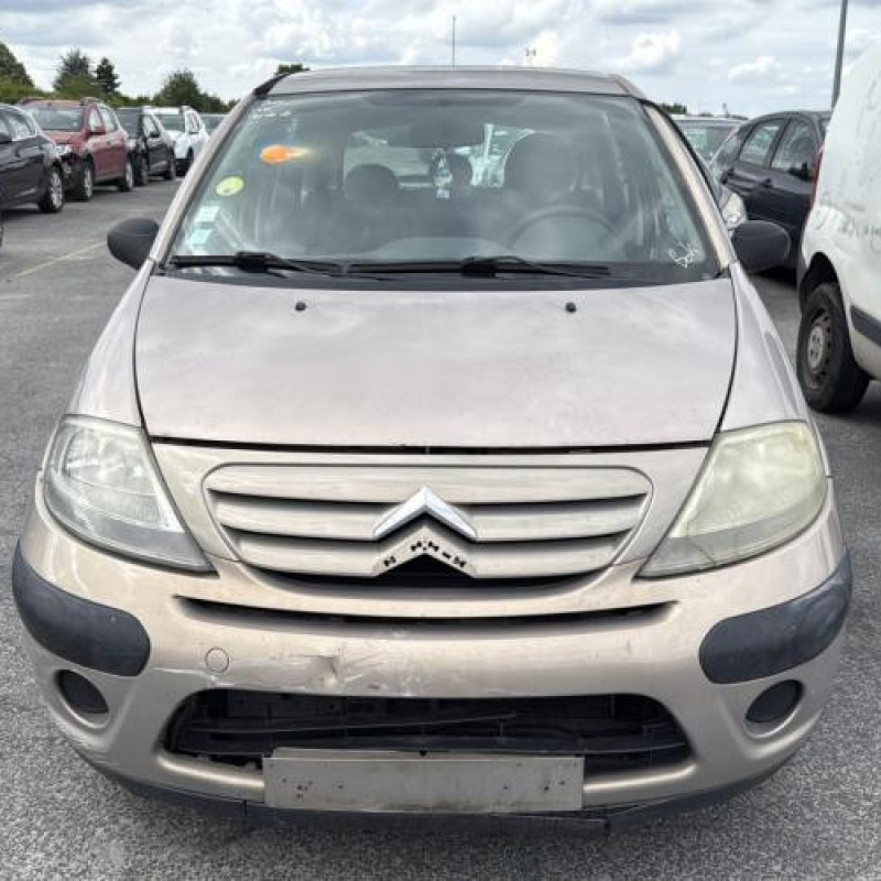 Pare boue avant droit CITROEN C3 1 Photo n°13