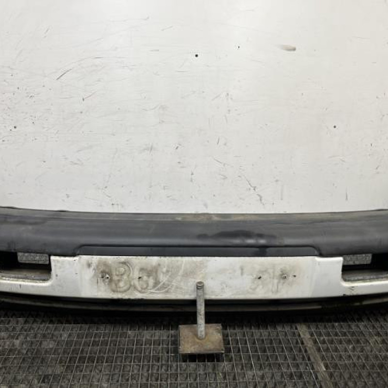 Pare choc avant VOLKSWAGEN PASSAT 3 Photo n°1