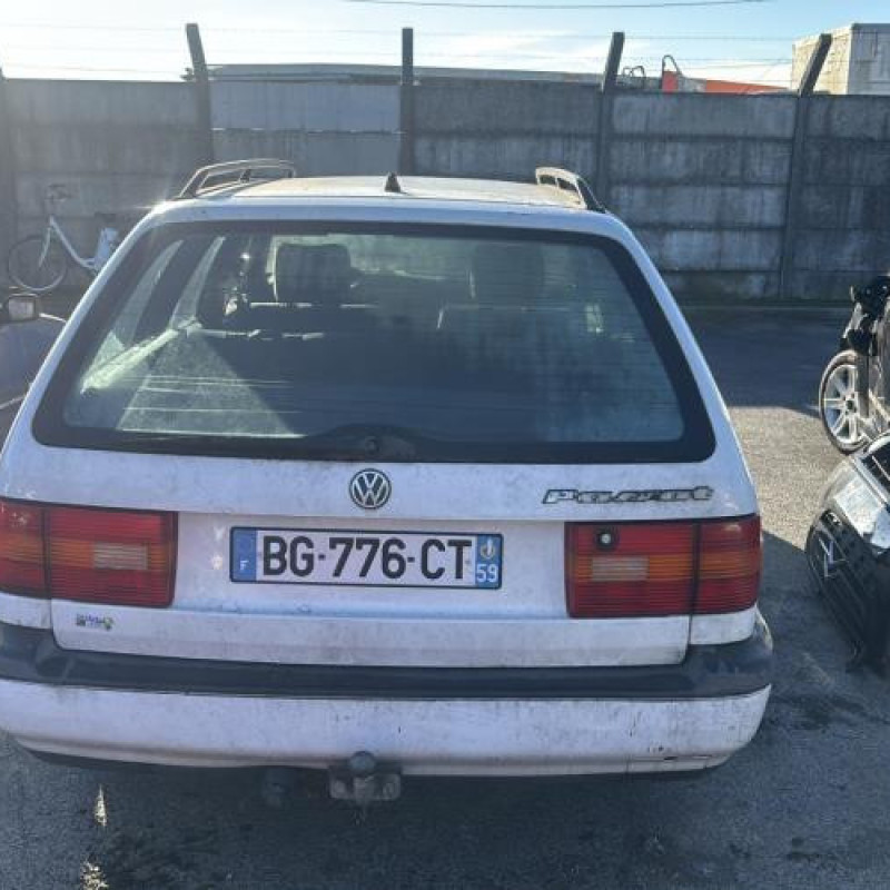 Pare choc avant VOLKSWAGEN PASSAT 3 Photo n°11