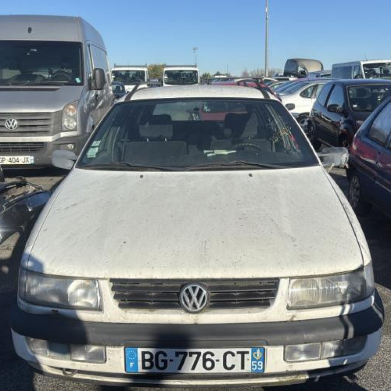 Pare choc avant VOLKSWAGEN PASSAT 3 Photo n°14