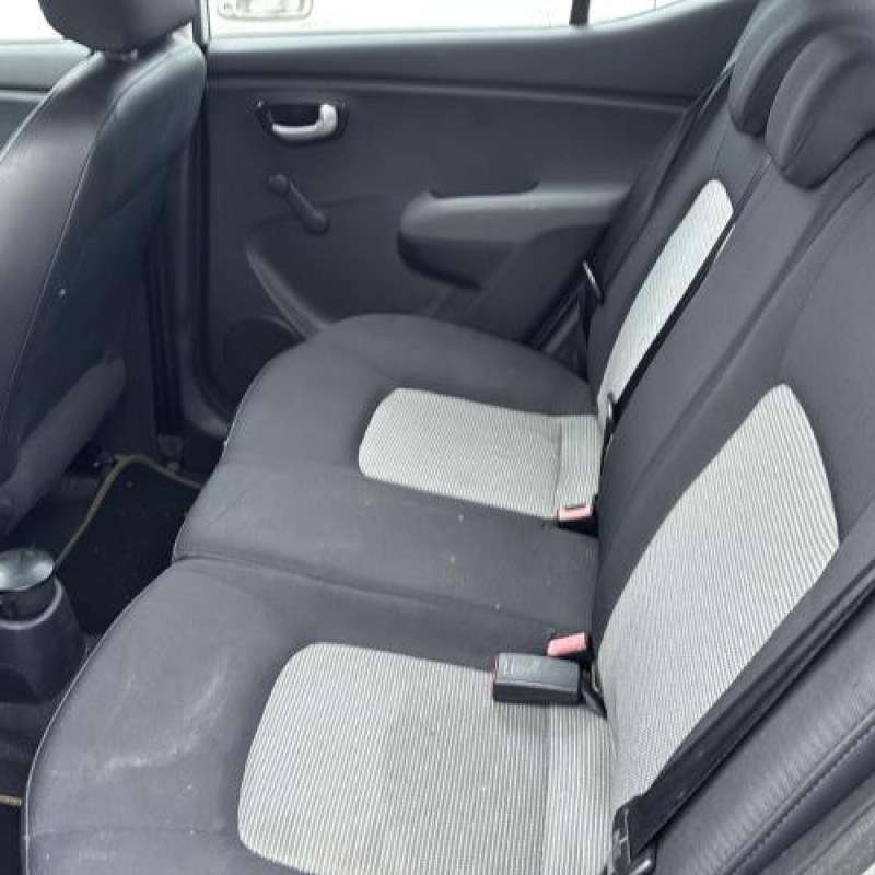 Pare choc avant HYUNDAI I 10 1 Photo n°17