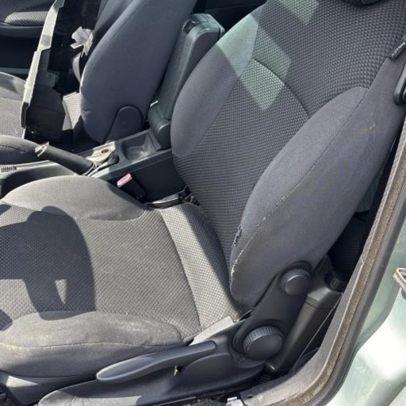 Pare choc avant FIAT STILO Photo n°19