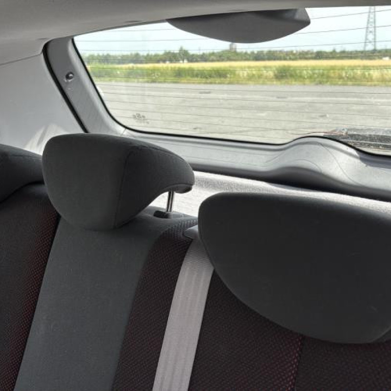 Porte avant droit KIA RIO 2 Photo n°19