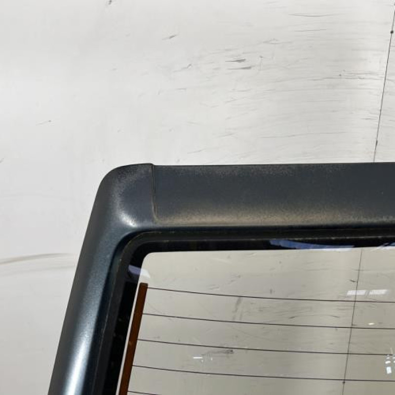 Malle/Hayon arriere PEUGEOT 205 Photo n°3