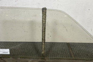 Vitre avant droit PEUGEOT 205 Photo n°1