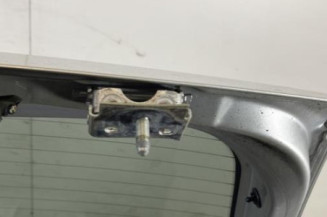 Malle/Hayon arriere FORD FUSION