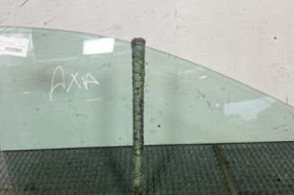 Vitre avant droit MERCEDES CLASSE B 245 Photo n°1