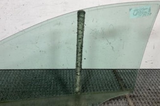 Vitre avant droit MERCEDES CLASSE B 245