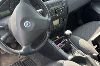 Vitre avant gauche FIAT STILO