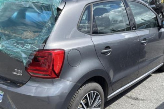 Pare choc arriere VOLKSWAGEN POLO 5