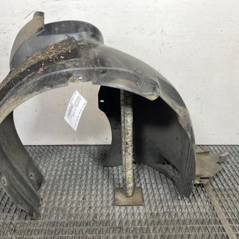 Pare boue avant droit VOLKSWAGEN POLO 5 Photo n°1