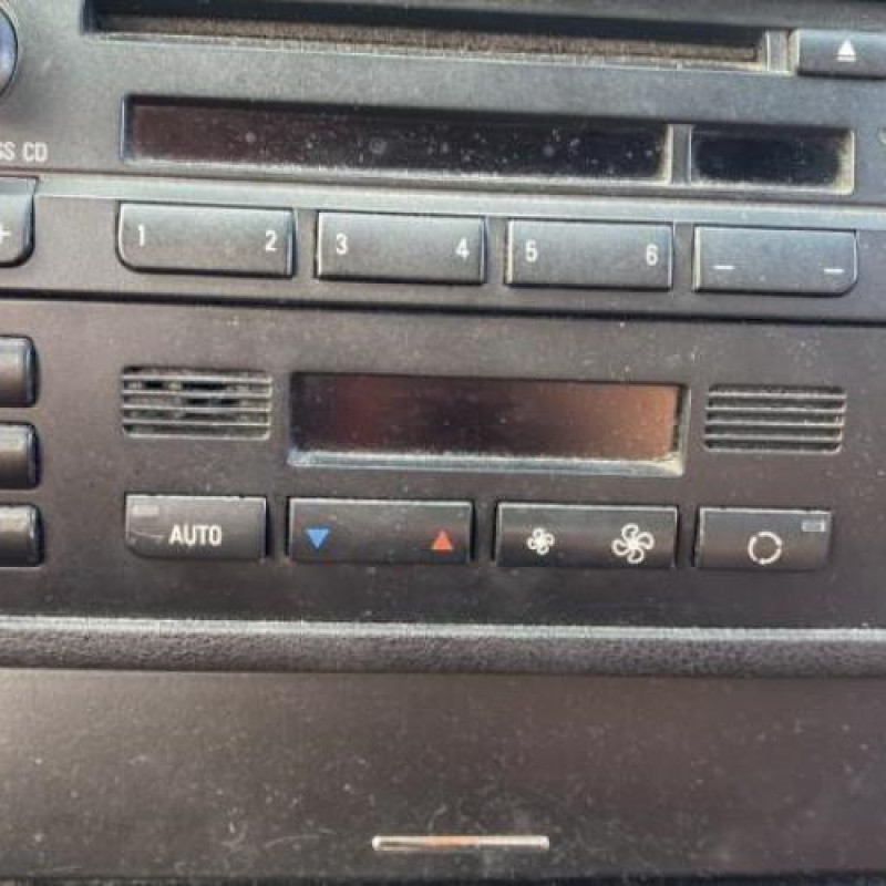 Aile avant droit BMW SERIE 3 E46 Photo n°18