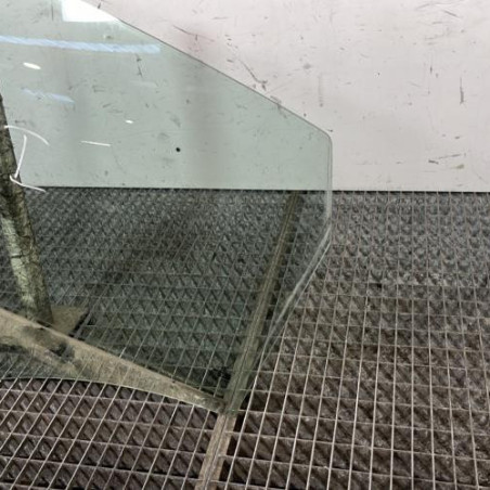 Vitre arriere gauche VOLKSWAGEN POLO 5